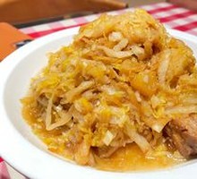 Pork Cutlet with Sauerkraut