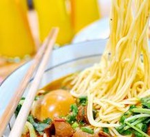 Braised Pork Intestines Noodles
