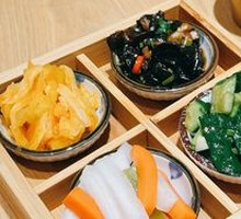 Four-Grid Assorted Vegetables