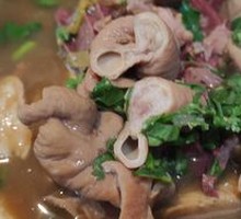 Beijing-style Braised Pork and Steamed Bread