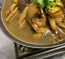 Stewed Beef Shank in Pot
