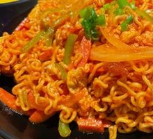 Stir-Fried Instant Noodles
