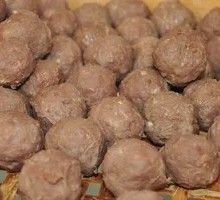 Beef tendon meatballs