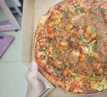 Classic Italian Meat Sauce Pizza