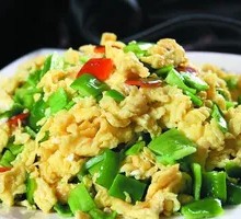 Bell Pepper and Egg Stir-Fry