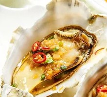 Garlic Steamed Oysters