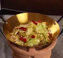 Spicy Stir-Fried Cabbage