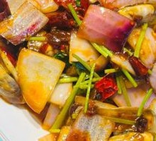 Spicy Stir-Fried Clams