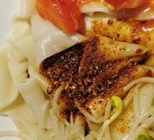 Tomato and Egg Oil-Poured Noodles
