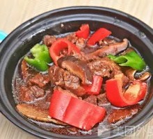 Braised Beef with Flatbread