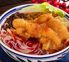 Pork Knuckle Snail Noodles
