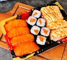 Salmon Sushi Platter