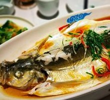 Steamed Jiangnan White Fish