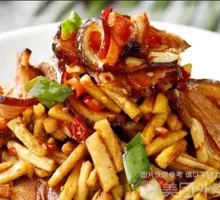 Fried腊肉 with Hunan Radish Pickle