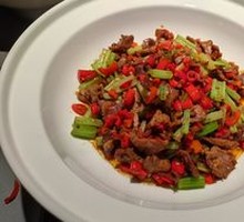 18-Second Stir-Fried Beef with Green Peppers