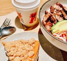 Pan-Seared Beef with Nuts and Rice Bowl