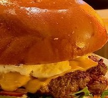 Grassland Milk Skin Chewing Beef Burger
