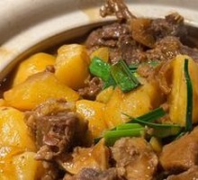 Beef Brisket Stewed with Sand Potatoes