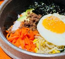 Traditional Stone Pot Bibimbap