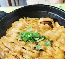 Stir-Fried Spare Ribs with Steamed Buns