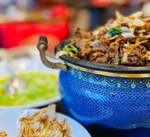 Grilled Lamb on Hot Plate