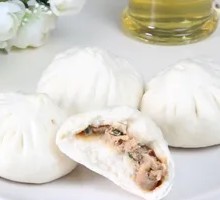 Chicken Broth Pork Dumplings