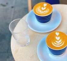 FLAT WHITE Australian White