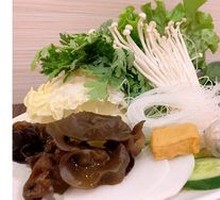Colorful Fresh Vegetable Platter