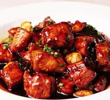 Stir-Fried Catfish with Garlic