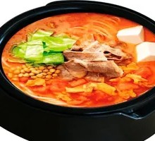 Spicy Tomato Beef Noodle Soup