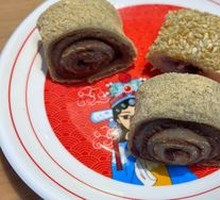 Beijing-style sweet rice roll