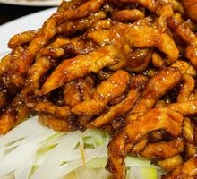 Beijing-style Shredded Pork in Soy Sauce