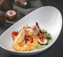 Shrimp and Fig Salad from South America