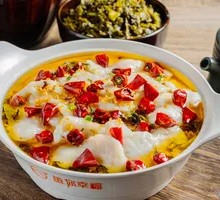 Spicy Stir-Fried Fish with Sour Cabbage