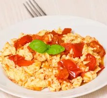 Scrambled Eggs with Tomatoes