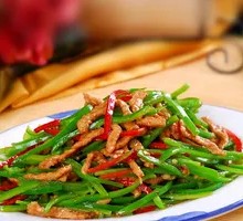 Bell Pepper and Shredded Pork