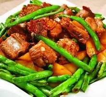 Stewed Pork Ribs with Green Beans
