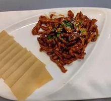 Beijing-style Shredded Pork in Soy Sauce