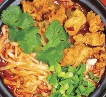 Succulent Pork Pot Noodles
