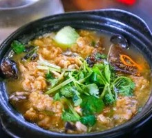 Crispy Pork Hot Pot
