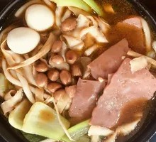 Bacon Knife-Sliced Noodles