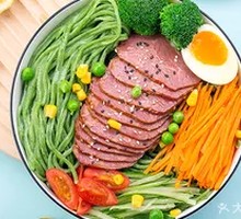 Spicy Beef Spinach Noodles