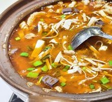 Intangible Cultural Heritage Luoshan Pig Intestine Soup