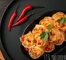 Noodles with lotus root