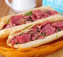 Donkey Meat Fire Cake with Multiple Meats