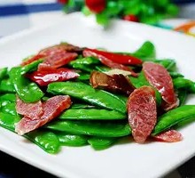 Stir-Fried Chinese Peas with Preserved Meat