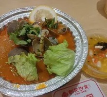 Thai Tom Yum Mussels Noodles