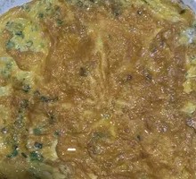 Fried Eggs with Chopped Green Onion