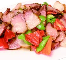 Pepper and Preserved Meat Rice Bowl