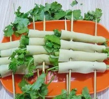 Crispy Tofu Skin Rolls with Cilantro